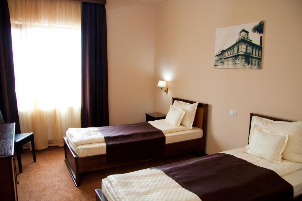 Hotel Hanul De La Rascruce أراد الغرفة الصورة