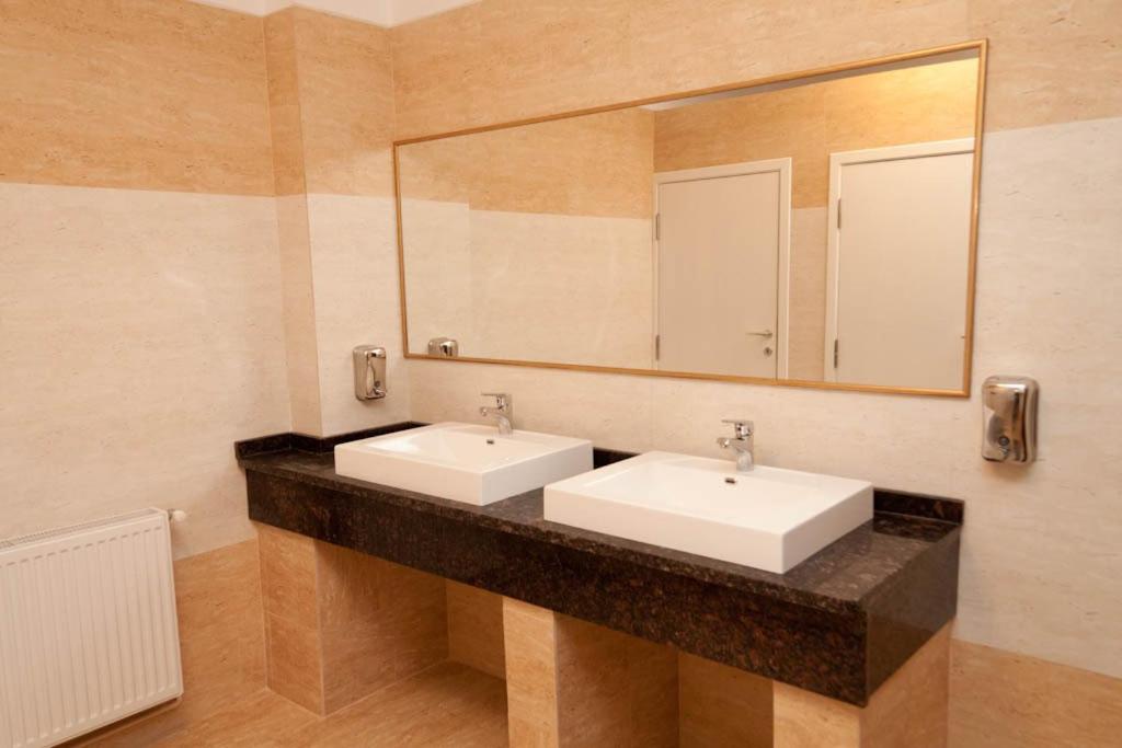 Hotel Hanul De La Rascruce أراد المظهر الخارجي الصورة