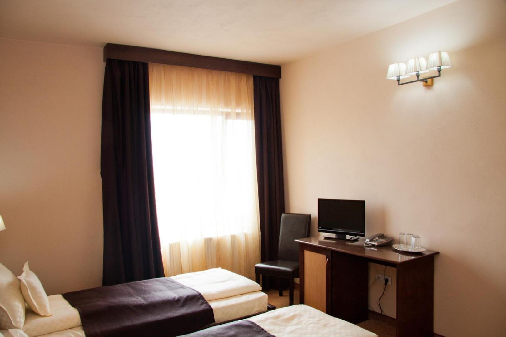 Hotel Hanul De La Rascruce أراد المظهر الخارجي الصورة